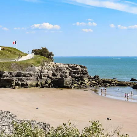 Gorgeous In Saint-georges-de-didon