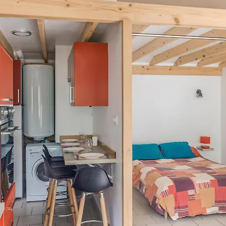 Casa vacanze 1 Bedroom Amazing In Saint-georges-de-didon