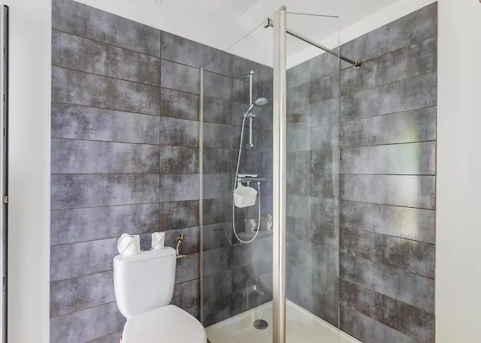 Holiday home Gorgeous In Saint-georges-de-didon *